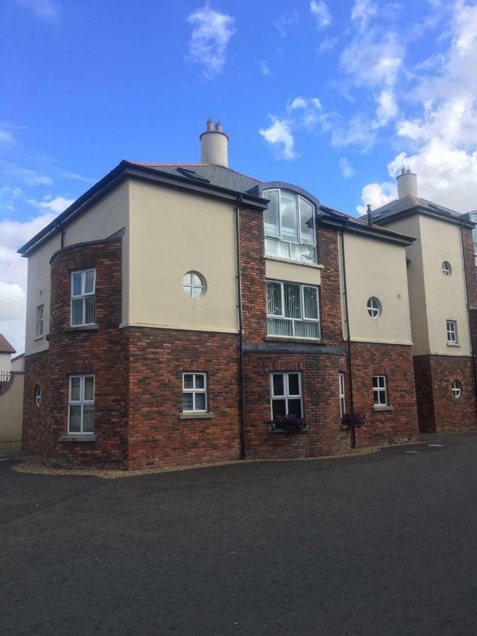 Вилла 5 Shell Hill Mews Колрейн Экстерьер фото