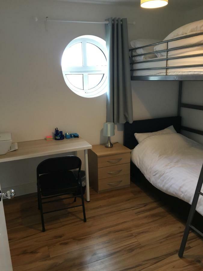Вилла 5 Shell Hill Mews Колрейн Экстерьер фото